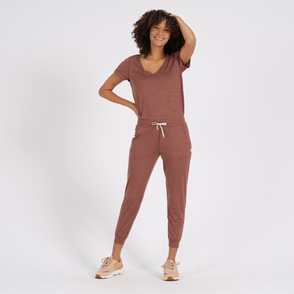 Vuori Women’s All Day Romper Size M Terracotta Heather Athleisure Loungewear